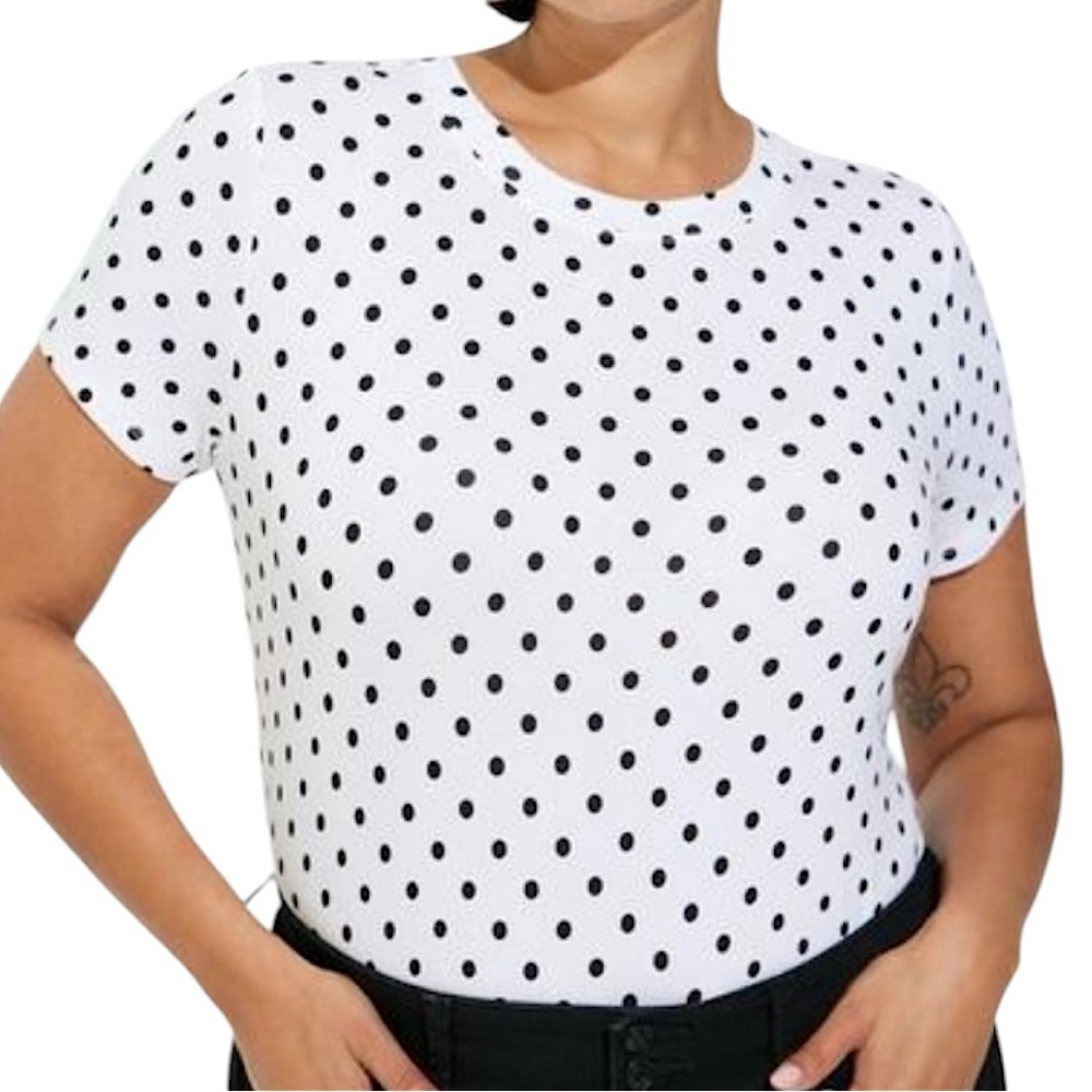 Torrid White and Black Polka Dot Short Sleeve Tee